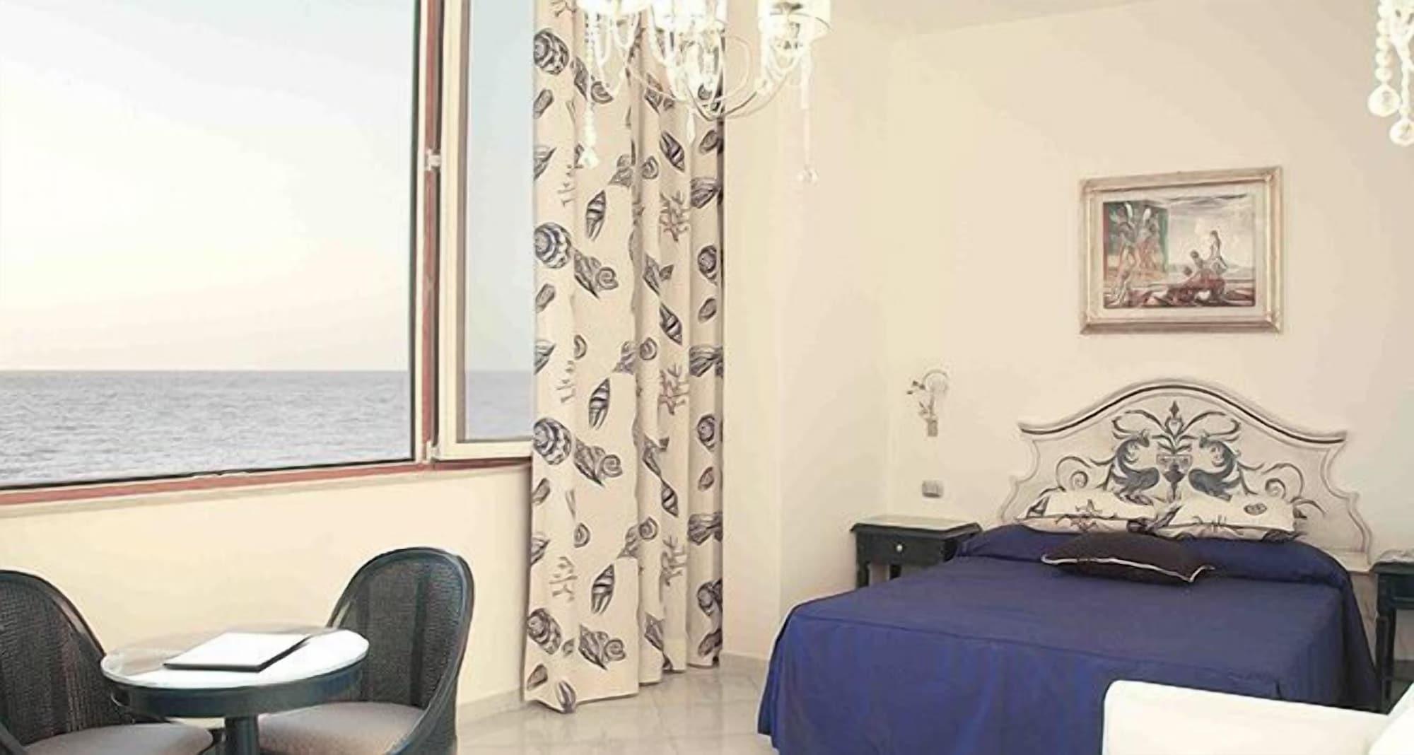 Hotel Villa Sirio Santa Maria di Castellabate Exterior photo