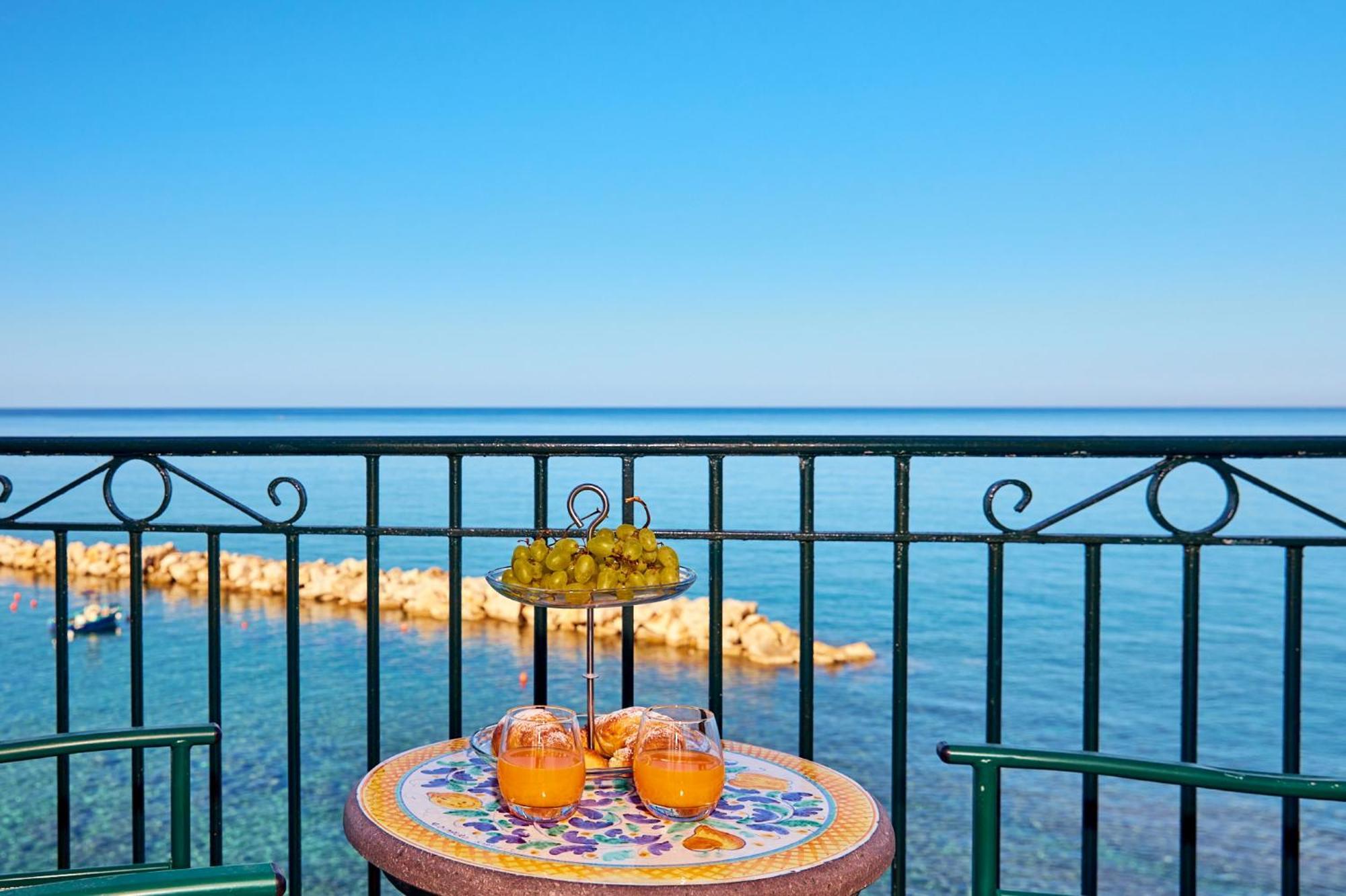 Hotel Villa Sirio Santa Maria di Castellabate Exterior photo