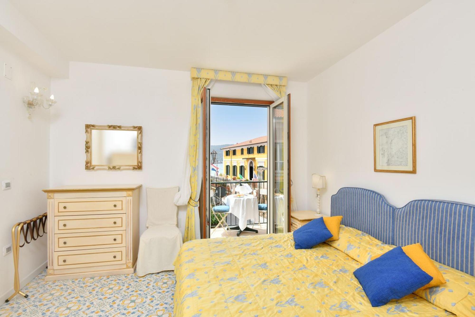 Hotel Villa Sirio Santa Maria di Castellabate Exterior photo